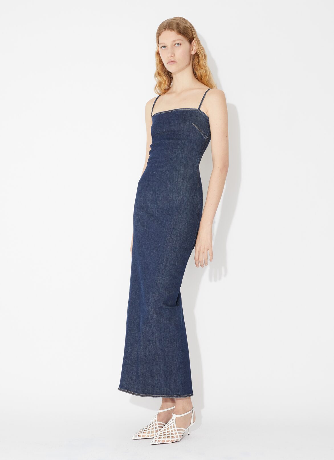 ALAÏA AZUL